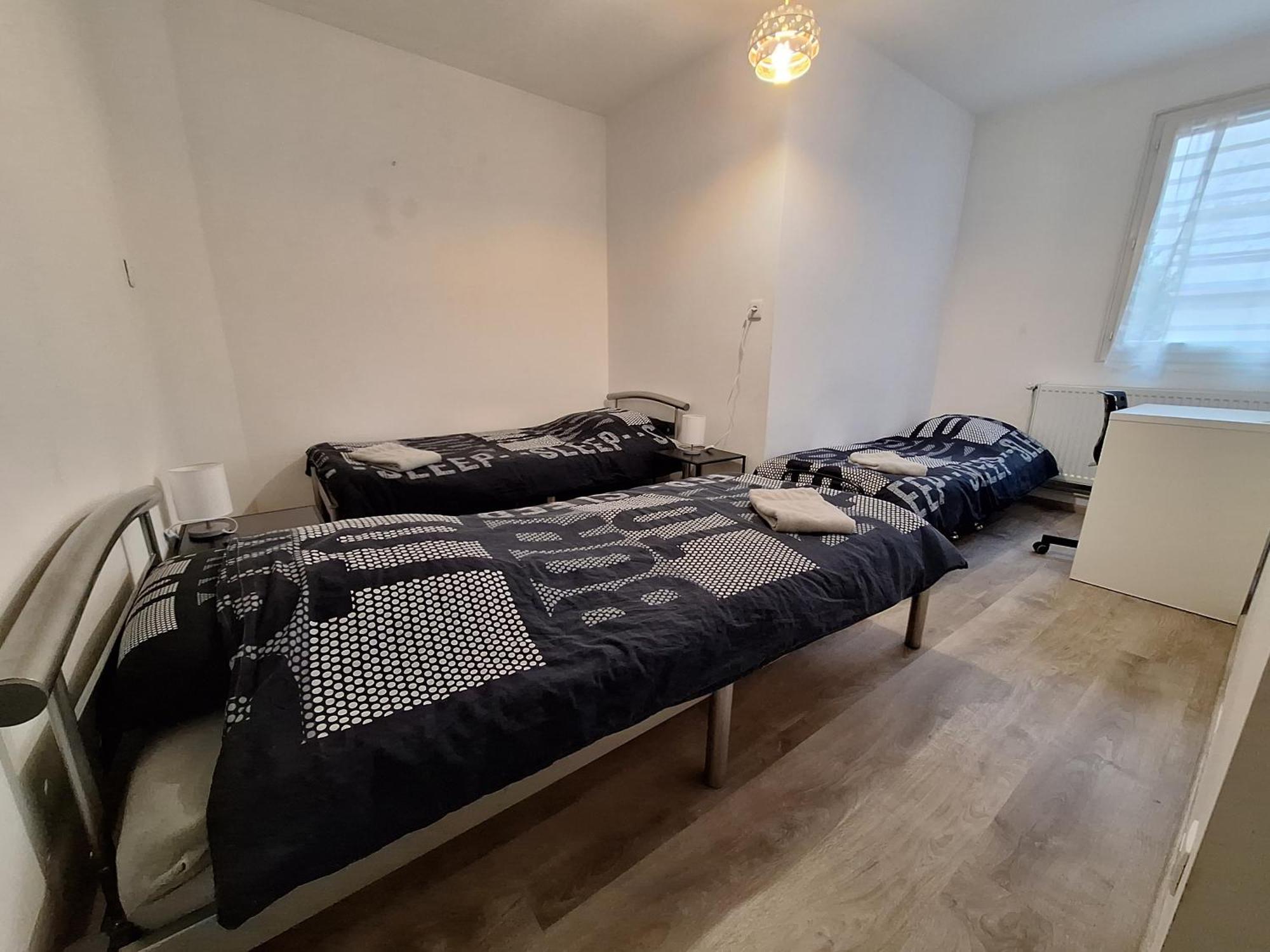 Le-Bon-Appart De Plain-Pied Avec Terrasse Auxonne Exterior foto